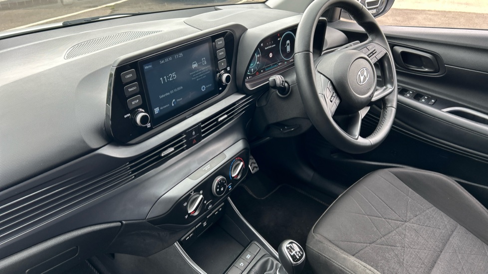 Hyundai BAYON 1.0 TGDi 48V MHEV SE Connect 5dr Petrol Hatchback - Image 11
