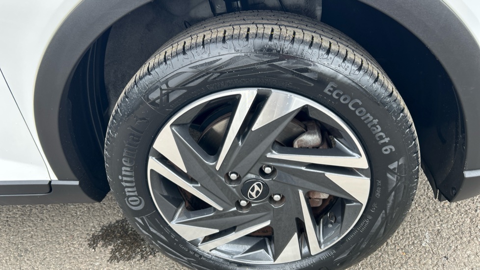 Hyundai BAYON 1.0 TGDi 48V MHEV SE Connect 5dr Petrol Hatchback - Image 22