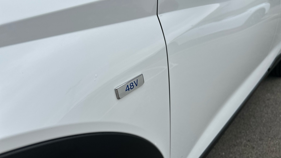 Hyundai BAYON 1.0 TGDi 48V MHEV SE Connect 5dr Petrol Hatchback - Image 26