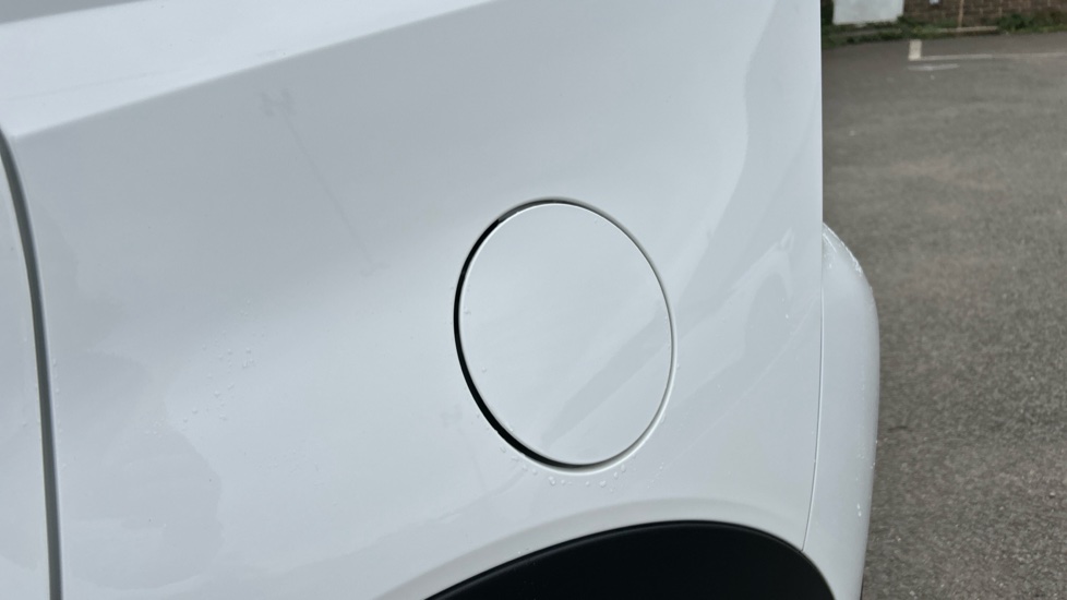 Hyundai BAYON 1.0 TGDi 48V MHEV SE Connect 5dr Petrol Hatchback - Image 28