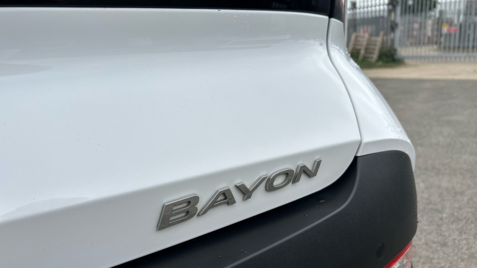 Hyundai BAYON 1.0 TGDi 48V MHEV SE Connect 5dr Petrol Hatchback - Image 31