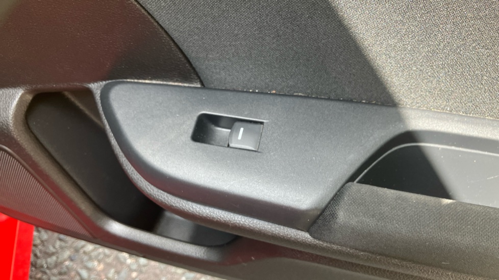 Honda Civic 1.0 VTEC Turbo 126 SR 5dr Petrol Hatchback - Image 42
