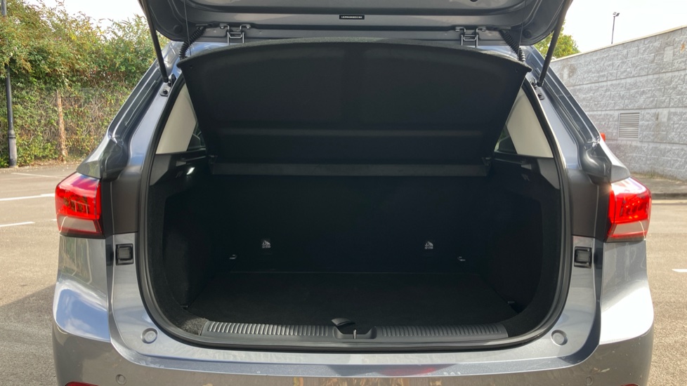 MG ZS 1.5 SE 5dr Petrol Hatchback - Image 4