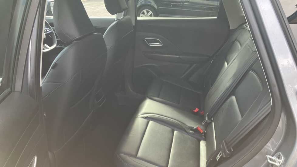 MG ZS 1.5 SE 5dr Petrol Hatchback - Image 16