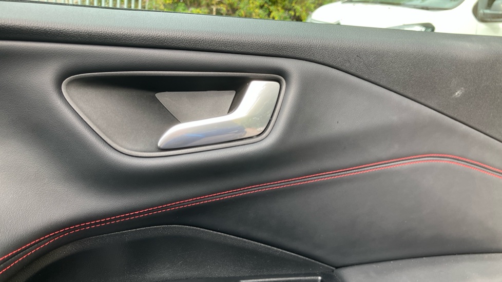 Ford Puma 1.0 EcoBoost Hybrid mHEV ST-Line 5dr Petrol Hatchback - Image 33