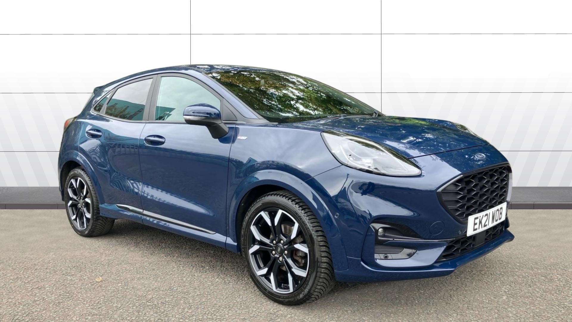 Ford Puma listing photo