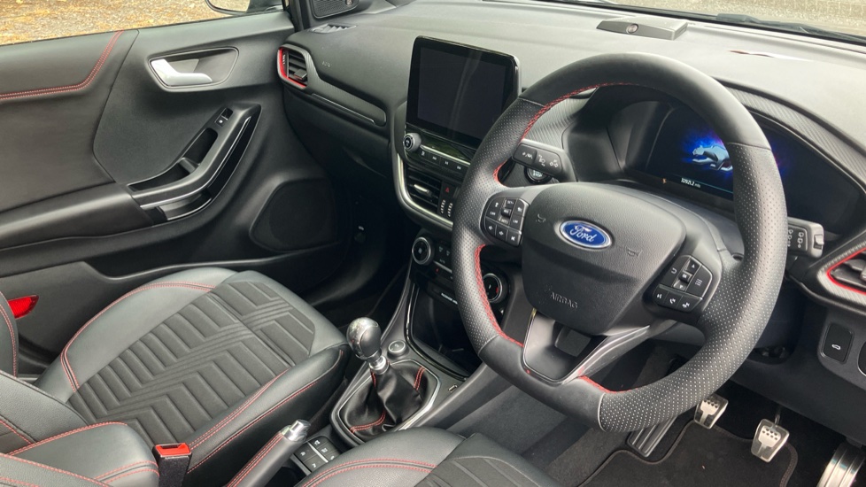 Ford Puma 1.0 EcoBoost Hybrid mHEV ST-Line X 5dr Petrol Hatchback - Image 11