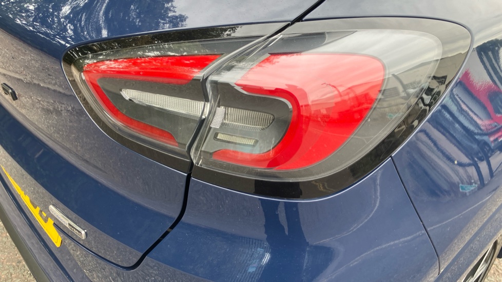 Ford Puma 1.0 EcoBoost Hybrid mHEV ST-Line X 5dr Petrol Hatchback - Image 51