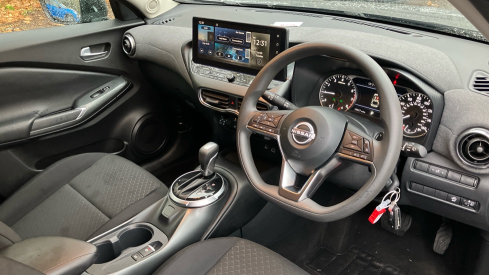 Nissan Juke 1.0 DiG-T Acenta Premium 5dr DCT Petrol Hatchback - Image 11