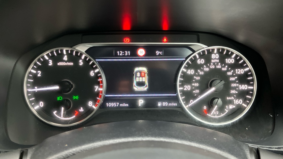 Nissan Juke 1.0 DiG-T Acenta Premium 5dr DCT Petrol Hatchback - Image 18