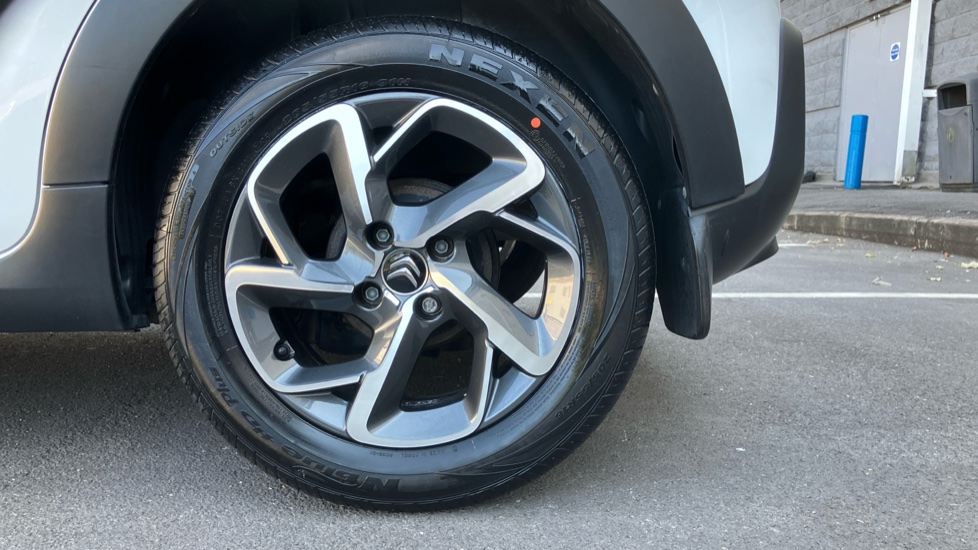 Citroen C3 1.2 PureTech Shine 5dr Petrol Hatchback - Image 7