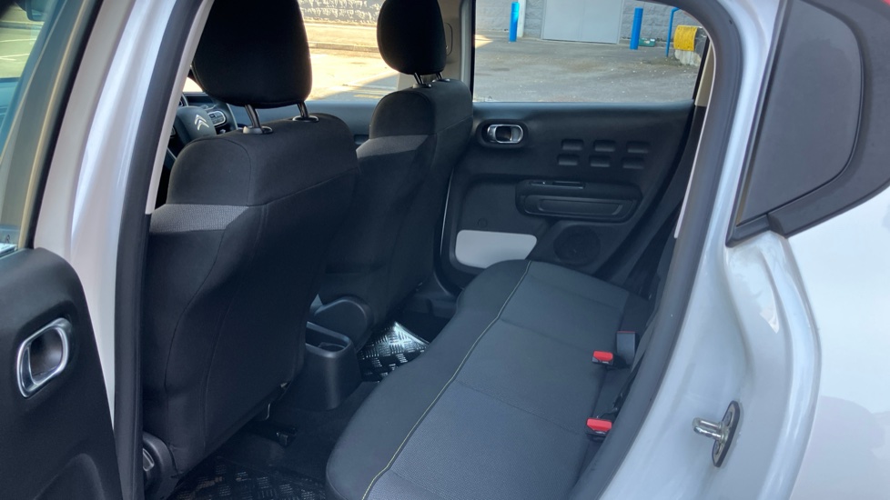 Citroen C3 1.2 PureTech Shine 5dr Petrol Hatchback - Image 16