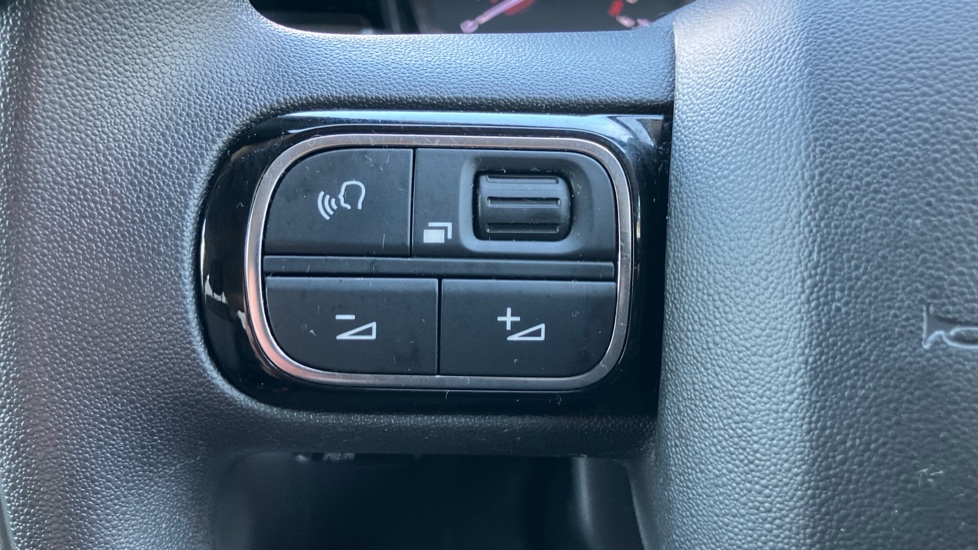 Citroen C3 1.2 PureTech Shine 5dr Petrol Hatchback - Image 22