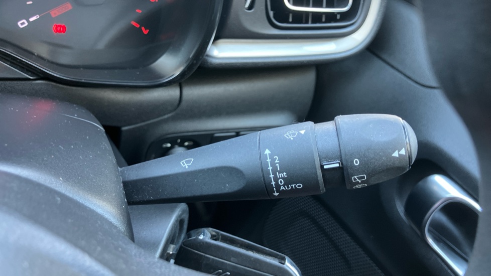 Citroen C3 1.2 PureTech Shine 5dr Petrol Hatchback - Image 23