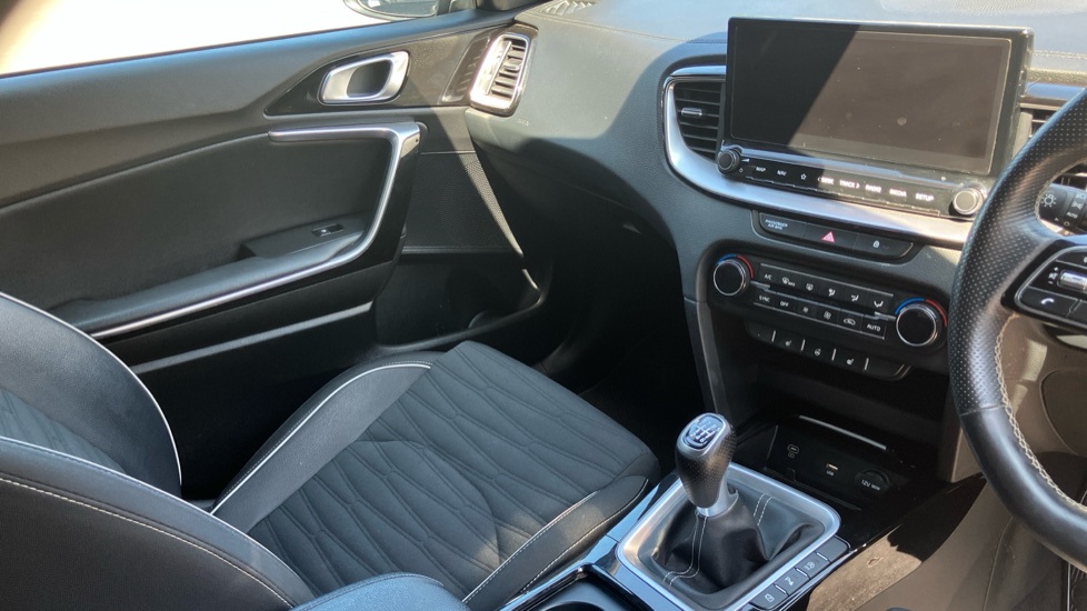 Kia Xceed 1.5T GDi ISG GT-Line 5dr Petrol Hatchback - Image 14