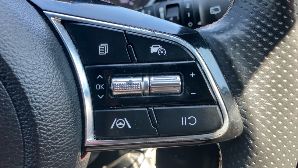 Kia Xceed 1.5T GDi ISG GT-Line 5dr Petrol Hatchback - Image 22