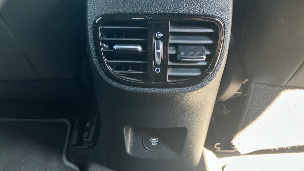 Kia Xceed 1.5T GDi ISG GT-Line 5dr Petrol Hatchback - Image 46