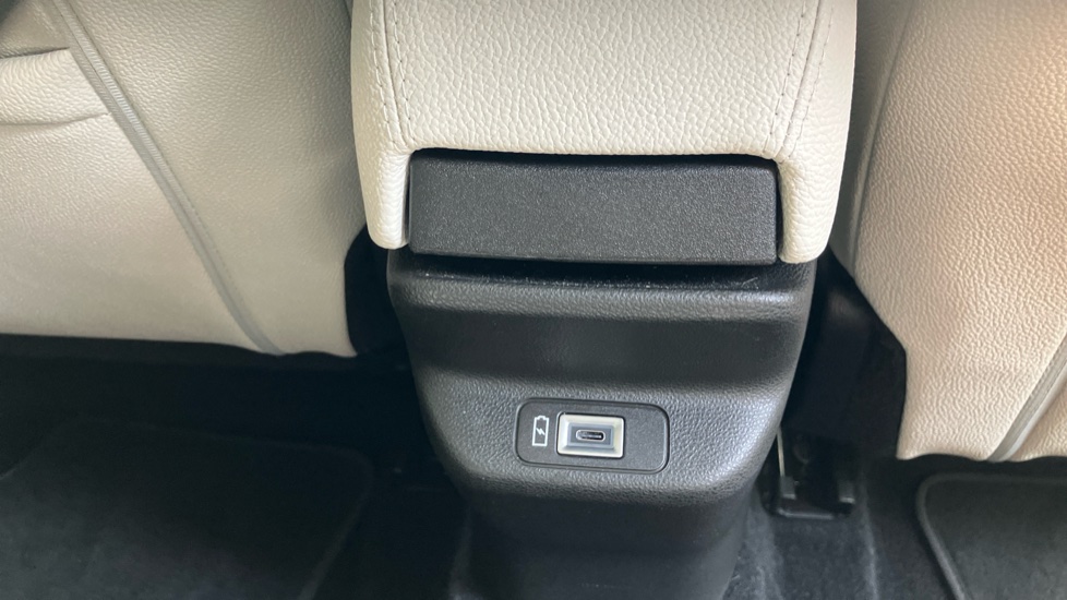 Fiat 600 115kW La Prima 54kWh 5dr Auto Electric Hatchback - Image 41