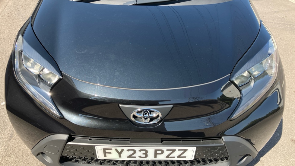 Toyota Aygo X 1.0 VVT-i Pure 5dr Petrol Hatchback - Image 8