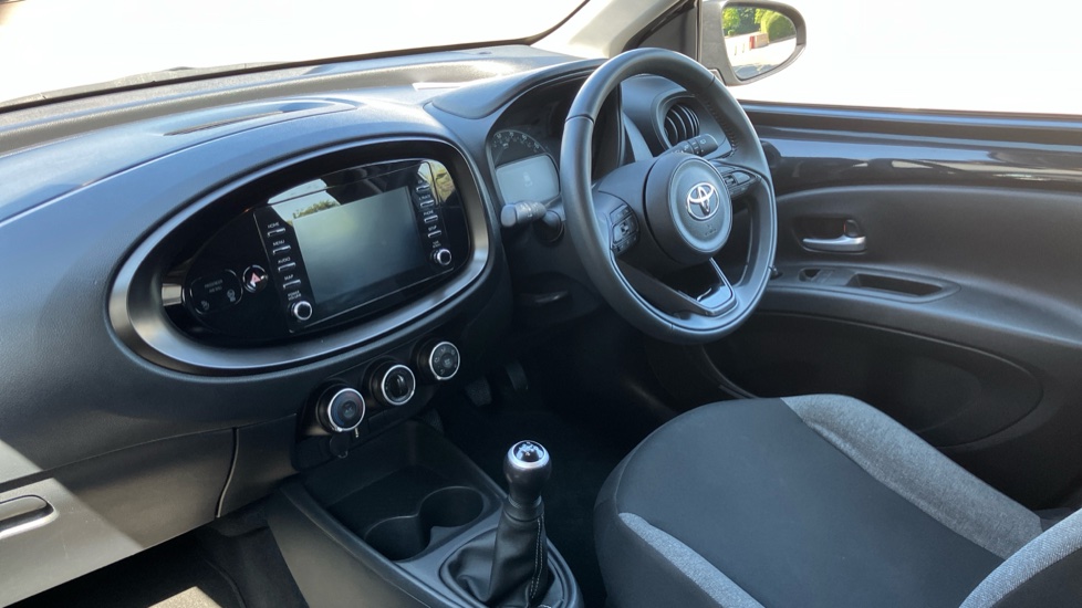 Toyota Aygo X 1.0 VVT-i Pure 5dr Petrol Hatchback - Image 9