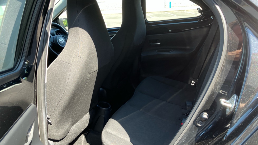 Toyota Aygo X 1.0 VVT-i Pure 5dr Petrol Hatchback - Image 16