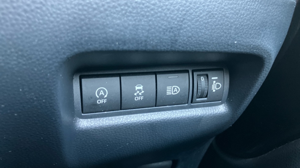 Toyota Aygo X 1.0 VVT-i Pure 5dr Petrol Hatchback - Image 25