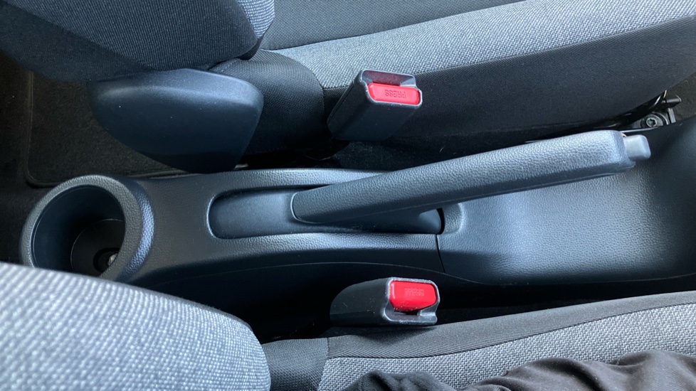 Toyota Aygo X 1.0 VVT-i Pure 5dr Petrol Hatchback - Image 29