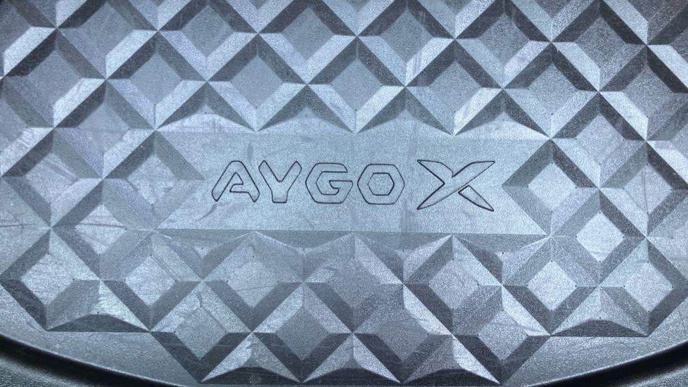 Toyota Aygo X 1.0 VVT-i Pure 5dr Petrol Hatchback - Image 39