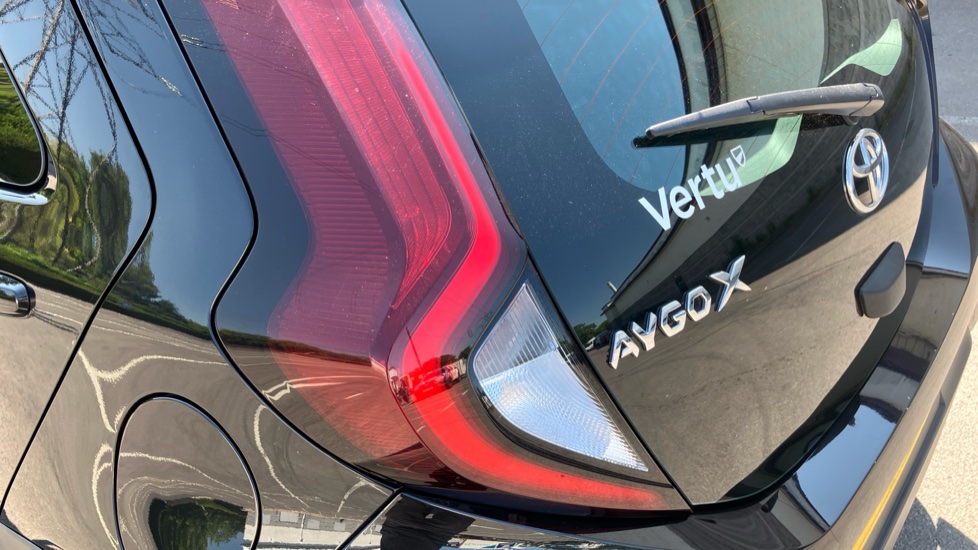 Toyota Aygo X 1.0 VVT-i Pure 5dr Petrol Hatchback - Image 45