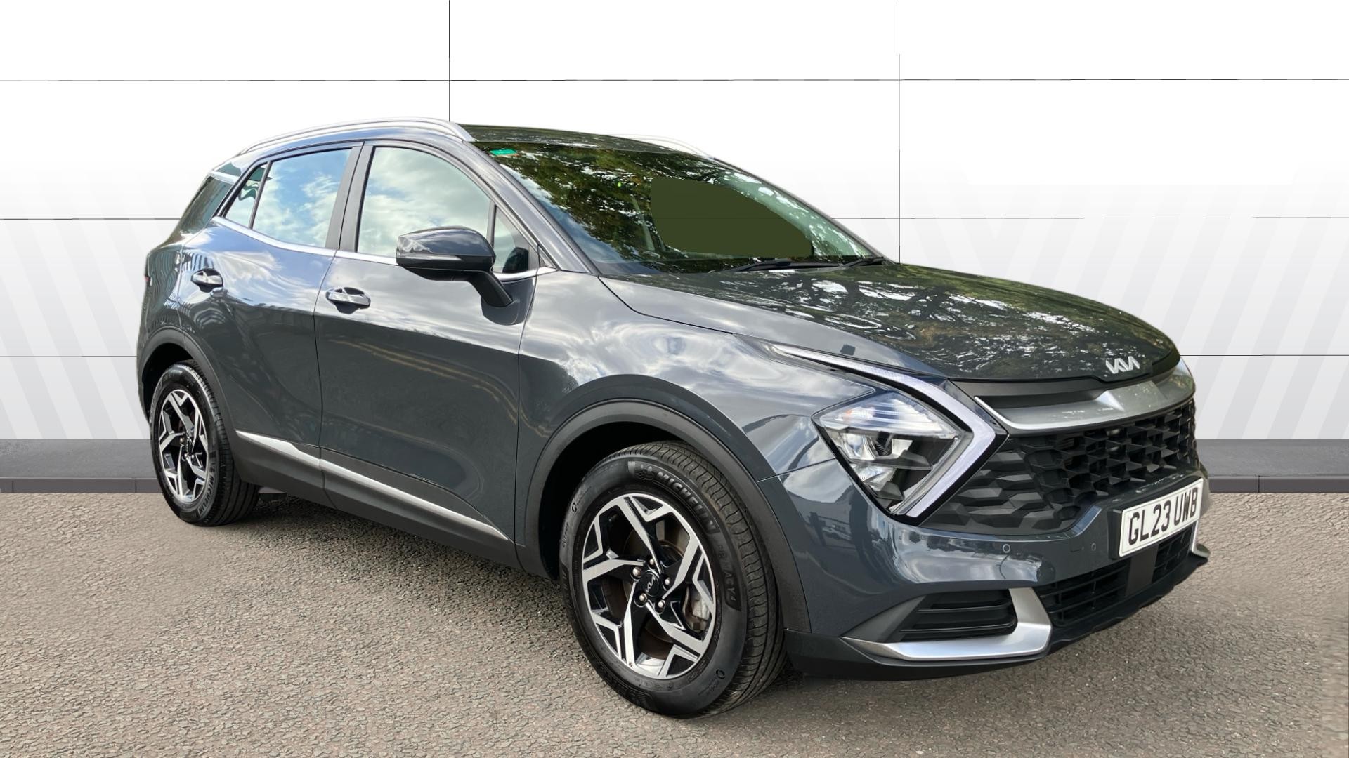 Kia Sportage listing photo