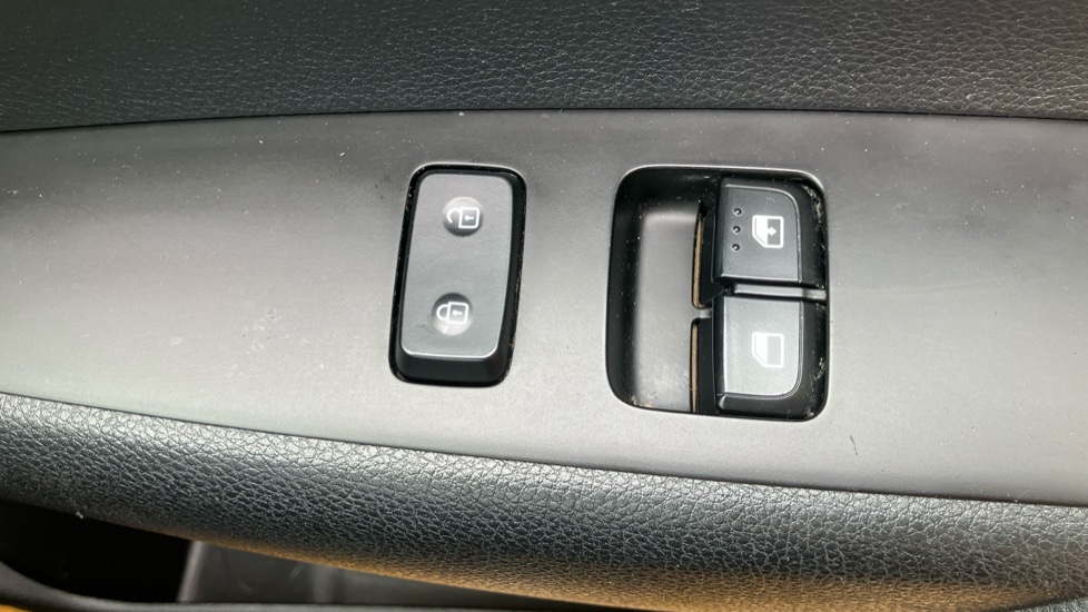Kia Picanto 1.0 1 5dr [4 seats] Petrol Hatchback - Image 33