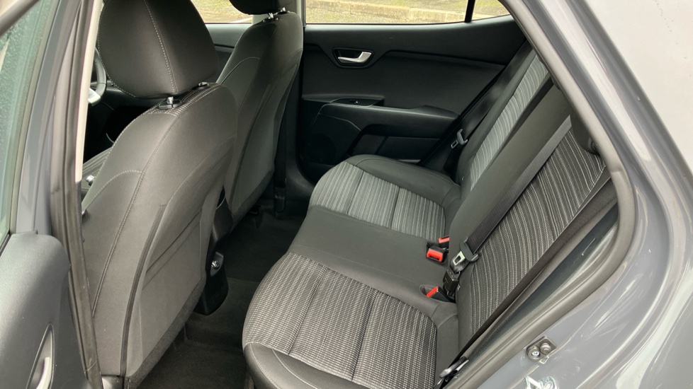 Kia Stonic 1.0T GDi 99 2 5dr Petrol Estate - Image 16