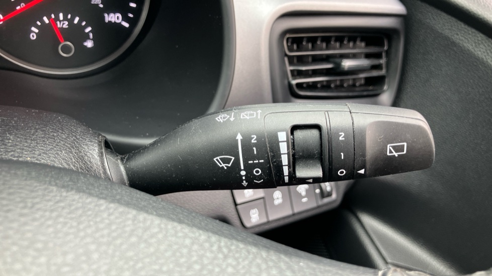 Kia Stonic 1.0T GDi 99 2 5dr Petrol Estate - Image 26