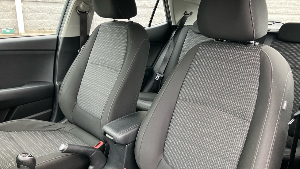 Kia Stonic 1.0T GDi 99 2 5dr Petrol Estate - Image 46
