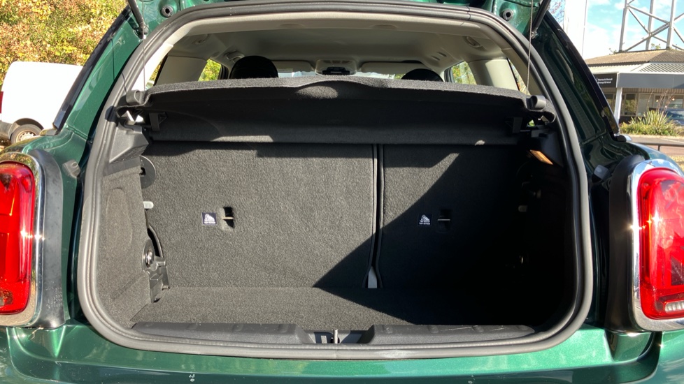 MINI Hatchback 1.5 Cooper Exclusive II 3dr Auto Petrol Hatchback - Image 4