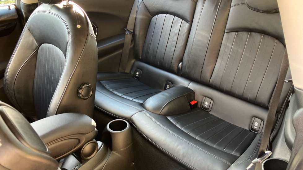 MINI Hatchback 1.5 Cooper Exclusive II 3dr Auto Petrol Hatchback - Image 16