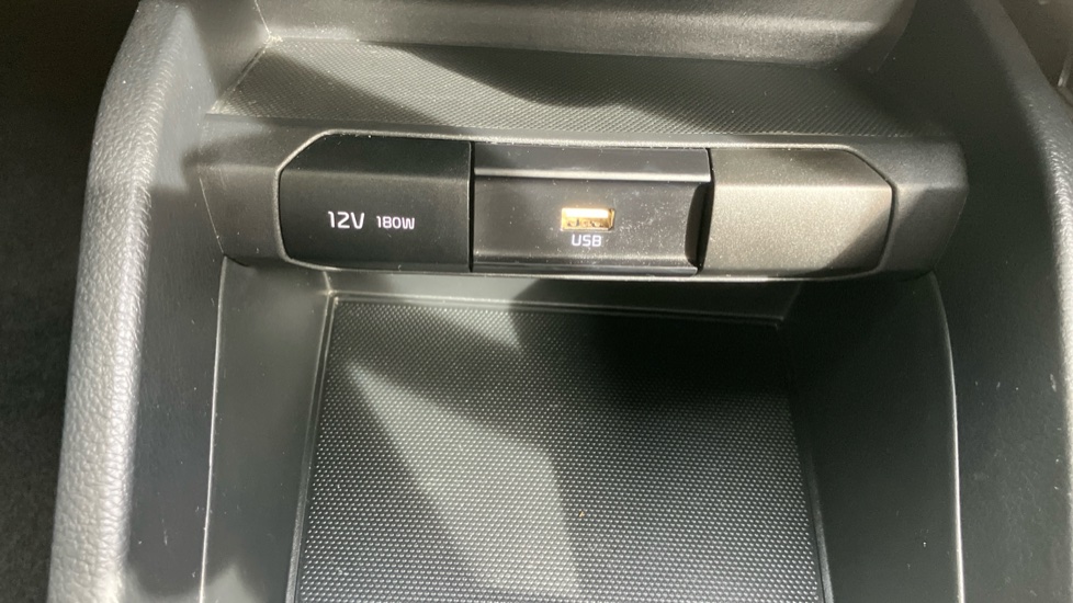 Kia Stonic 1.0T GDi 99 2 5dr Petrol Estate - Image 27