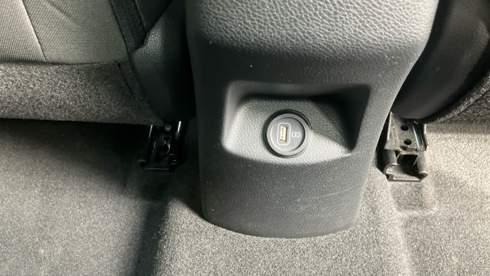 Kia Stonic 1.0T GDi 99 2 5dr Petrol Estate - Image 40
