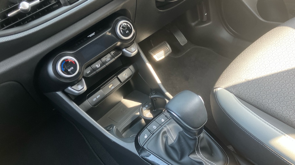 Kia Picanto 1.0 3 5dr Auto Petrol Hatchback - Image 13