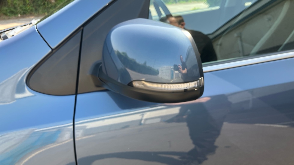 Kia Picanto 1.0 3 5dr Auto Petrol Hatchback - Image 28