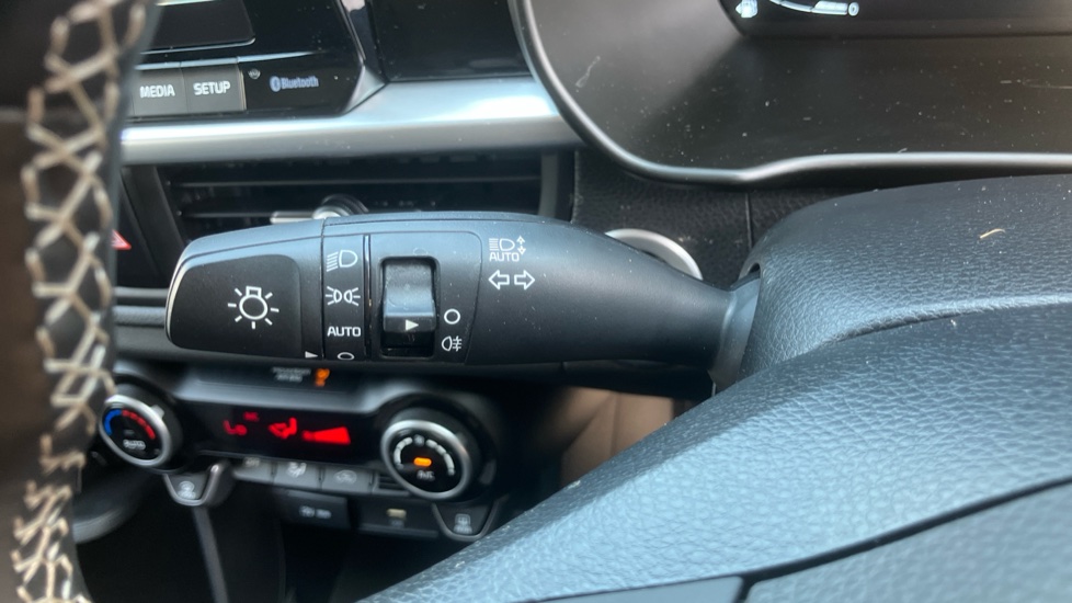 Kia Picanto 1.0 3 5dr Auto Petrol Hatchback - Image 34