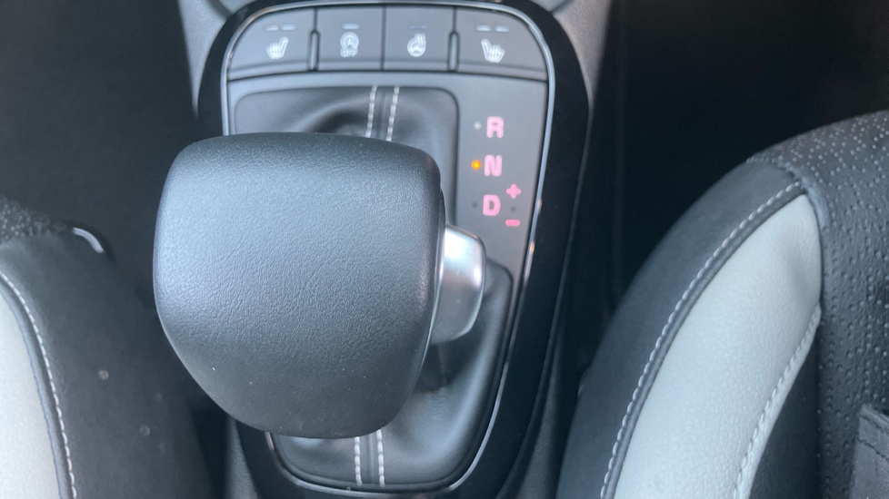 Kia Picanto 1.0 3 5dr Auto Petrol Hatchback - Image 42