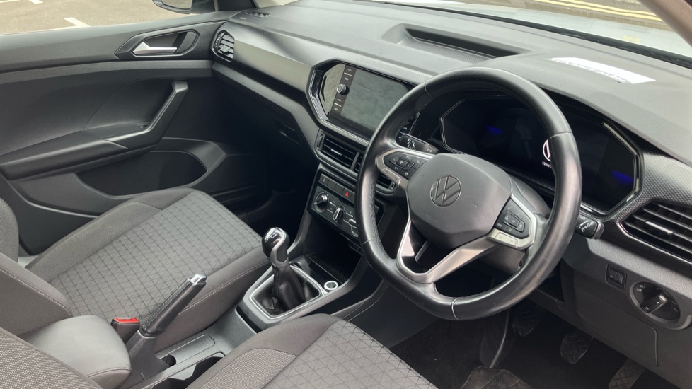 Volkswagen T-Cross 1.0 TSI SE 5dr Petrol Estate - Image 11
