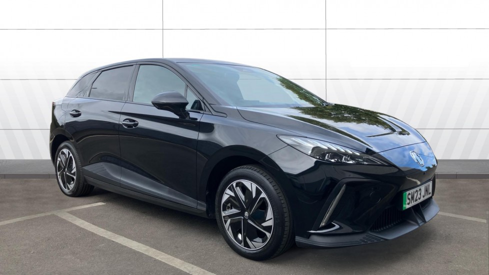 MG MG4 150kW Trophy EV Long Range 64kWh 5dr Auto Electric Hatchback - Image 1