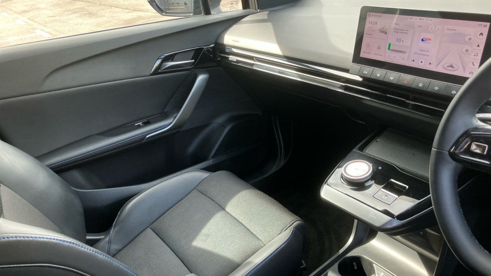 MG MG4 150kW Trophy EV Long Range 64kWh 5dr Auto Electric Hatchback - Image 14