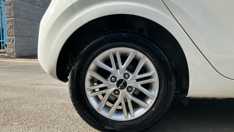 Kia Picanto 1.0 2 5dr [4 seats] Petrol Hatchback - Image 7