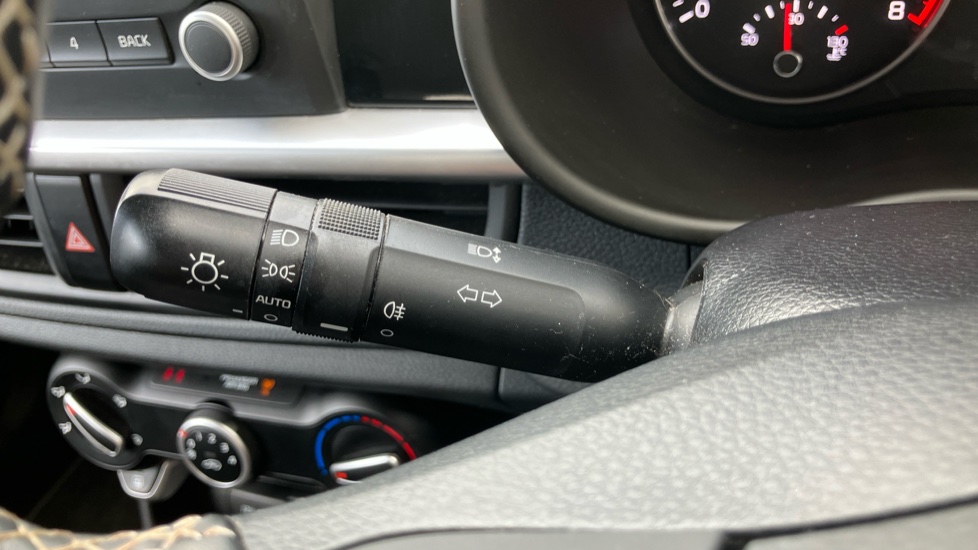 Kia Picanto 1.0 2 5dr [4 seats] Petrol Hatchback - Image 27