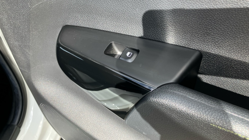Kia Picanto 1.0 2 5dr [4 seats] Petrol Hatchback - Image 40