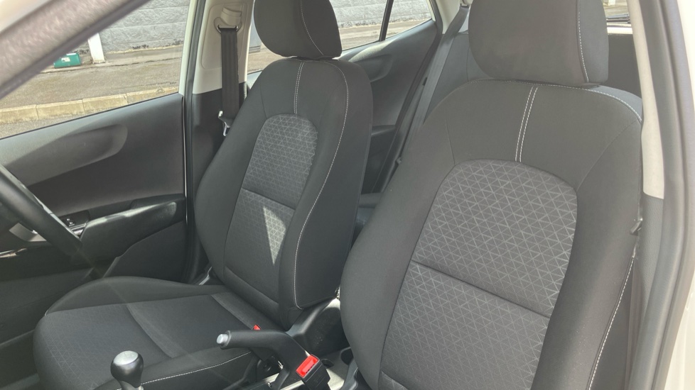 Kia Picanto 1.0 2 5dr [4 seats] Petrol Hatchback - Image 44