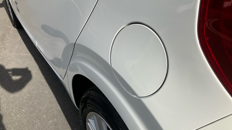 Kia Picanto 1.0 2 5dr [4 seats] Petrol Hatchback - Image 54